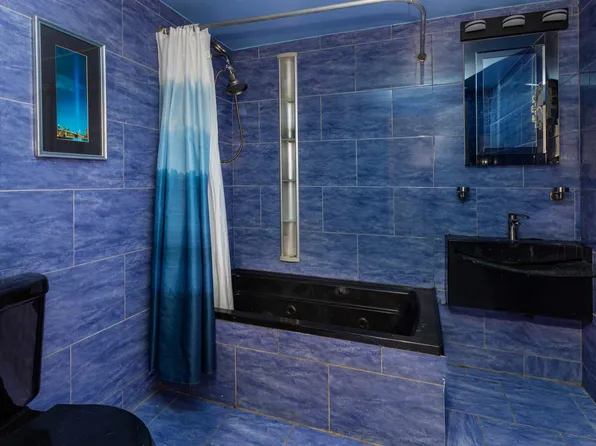 73 Monroe Street image 7 of 13