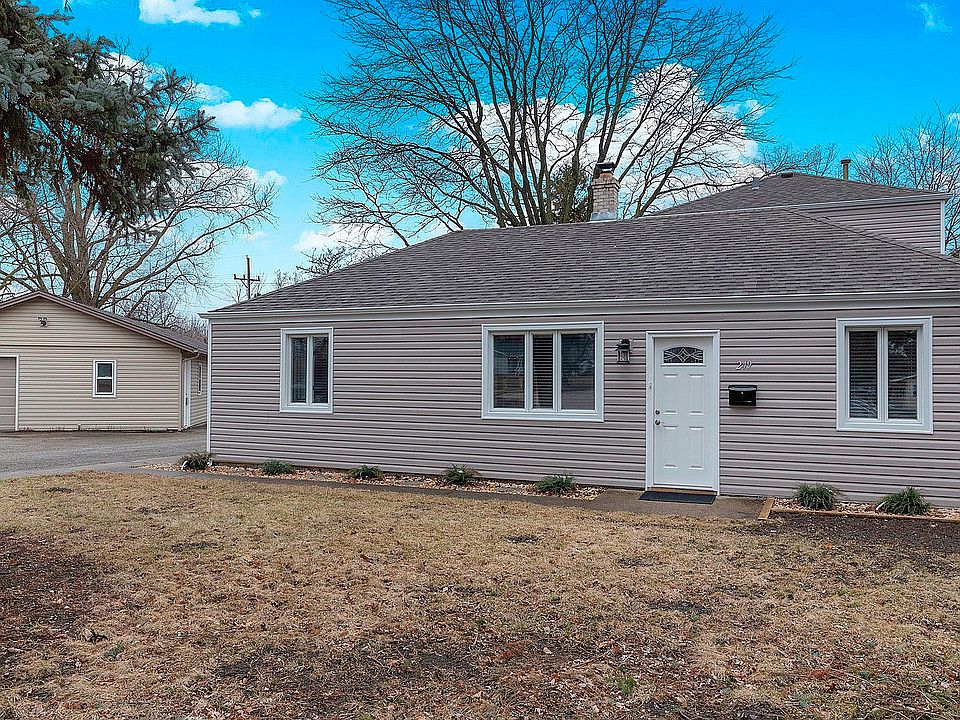 1st image of 249 E Walnut Ave
