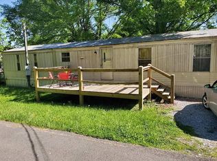 2411 Lakeside Pl, Sevierville, TN 37876