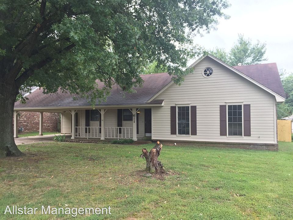 1st image of 611 Eaglewood Dr