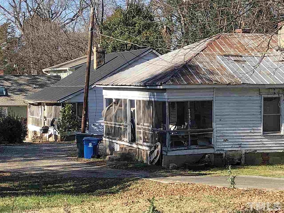 2nd image of 825 1/2 Glendale Ave