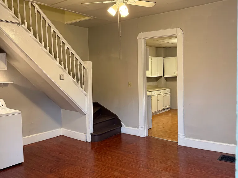 1753 W Morris St — Photo 4