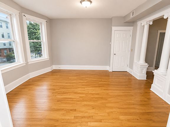 3rd image of 342 Irvine Turner Blvd Floor 1