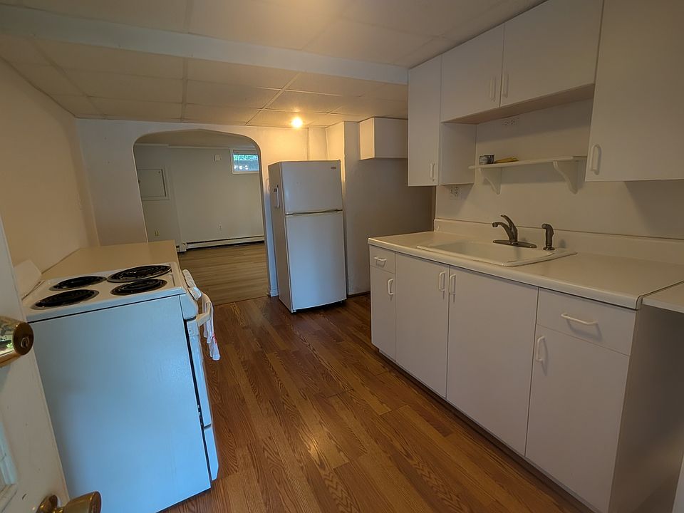 2nd image of 542 Worcester St #1A
