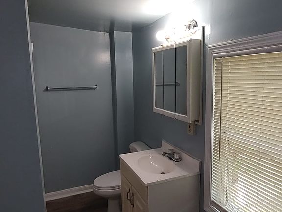 2nd image of 1419 Beech Ave