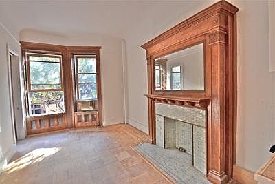 1st image of 33 W 89th St APT 1C