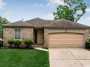 889 Bluffway Dr, Columbus, OH 43235