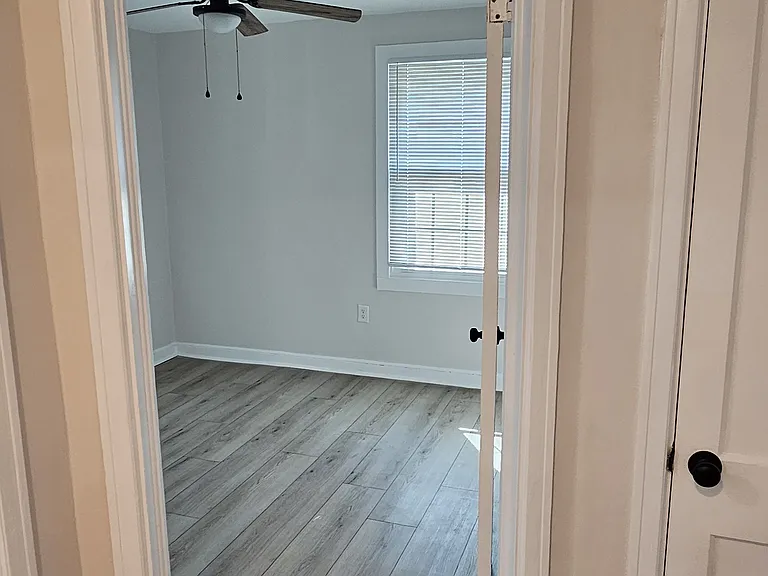 3820 Montgomery Ave — Photo 11