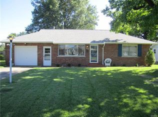 312 Oliver Lee Dr, Belleville, IL