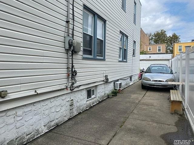 2nd image of 71-31 66th Rd