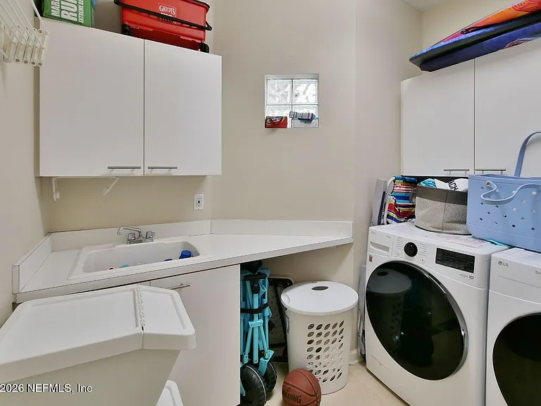 141 Deer Cove Dr — Photo 24