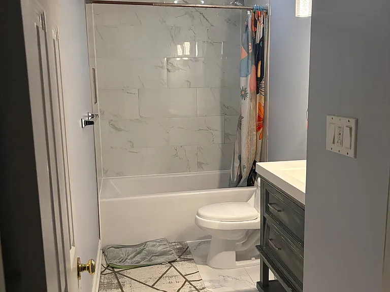 71 Osterhout Pl #ROOM — Photo 5