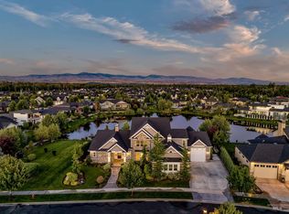 900 S Brentbrook Ln, Eagle, ID 83616