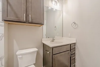 711 S Frio St #1302 — Photo 11