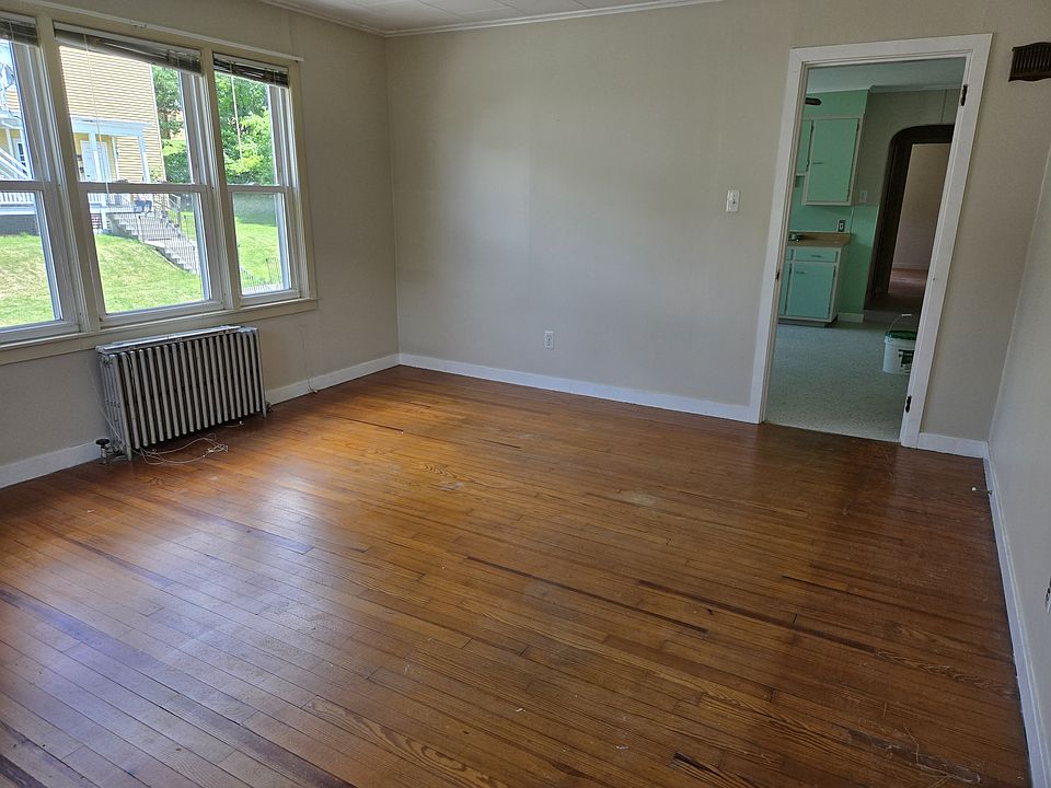 1st image of 159 Walnut St #2