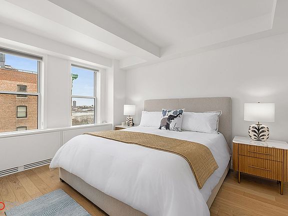 4th image of 393 W End Ave APT 11D