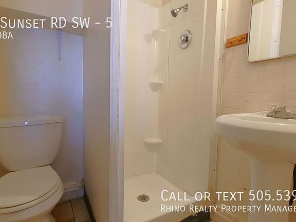 5th image of 1031 Sunset Rd SW Unit 5