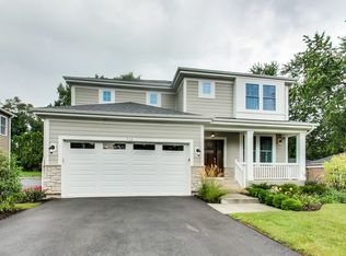 712 E Rockland Rd, Libertyville, IL 60048