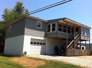 492 S Ziegler Ln, Stout, OH