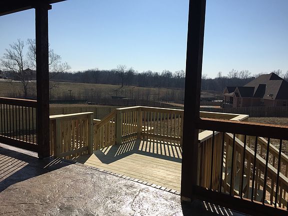 2nd image of 705 Bendelow Dr