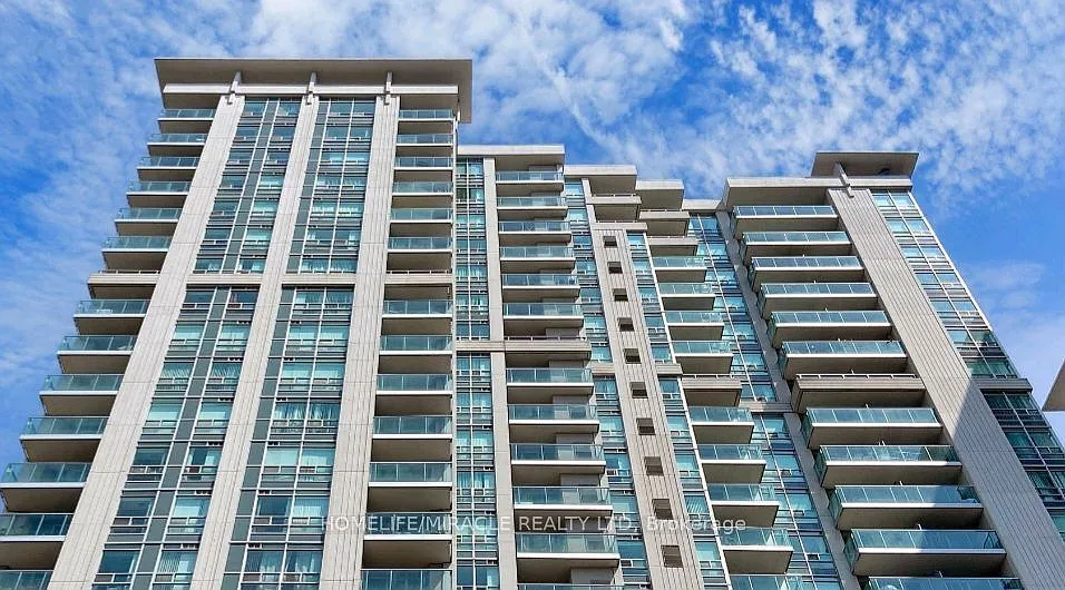 2 bed, $2,700 — Photo 1