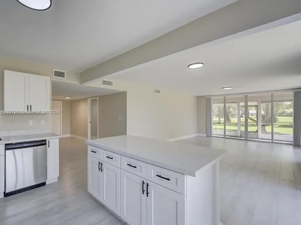 7582 NW 86th Ter APT 104, Tamarac, FL 33321