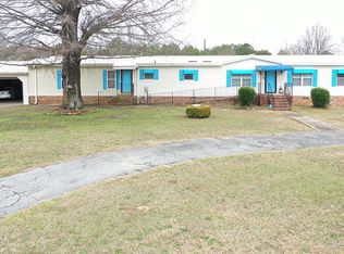 475 Puckett Ferry Rd, Cross Hill, SC 29332