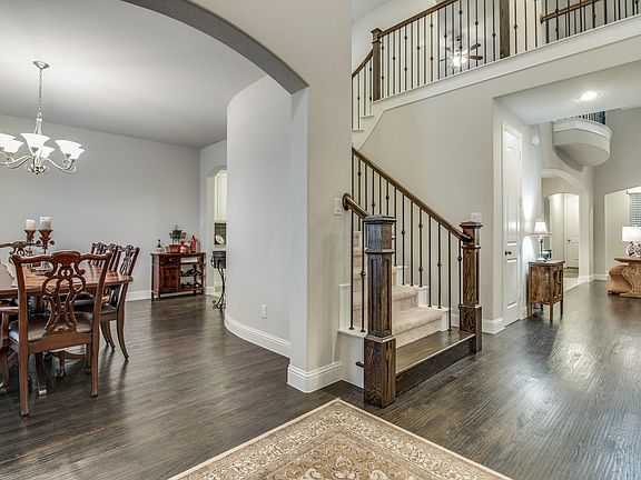 3rd image of 11834 Burnt Prairie Ln