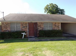 1132 Marion St, Port Neches, TX 77651