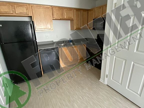 5th image of 825 S Maguire St #1B-1BA-550SQFT