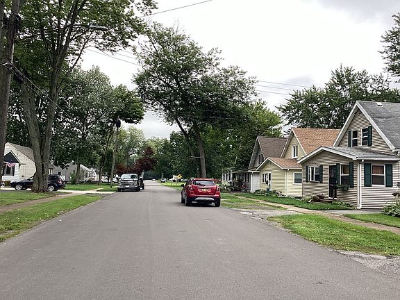 4th image of 31 Cramer St