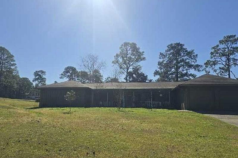 1st image of 607 Masters Blvd