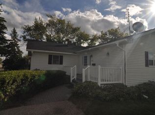 111 4th Ave SW, Roseau, MN 56751