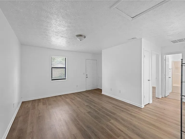 1012 Davis St #12 — Photo 6