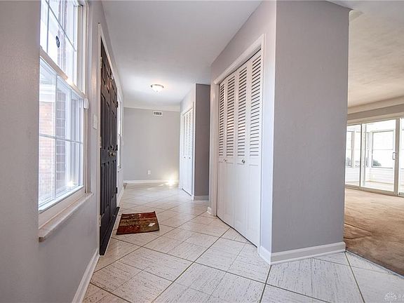 5th image of 2852 Hamden Dr
