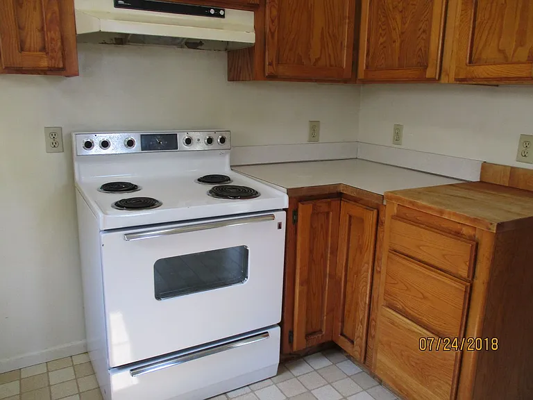 1115 SE Roberts Ave — Photo 19