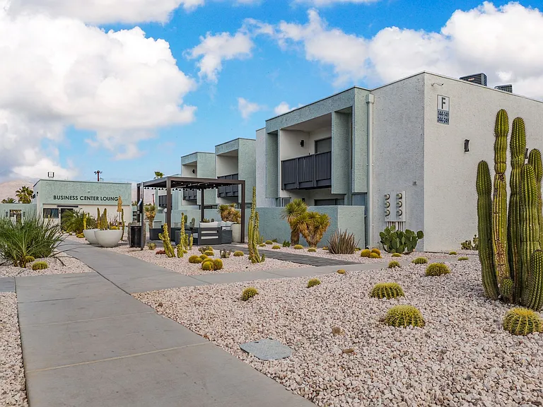 Echo Luxury Apartments — Photo 145