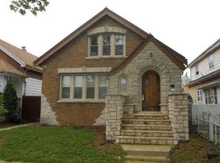 2113 S 30th St, Milwaukee, WI 53215