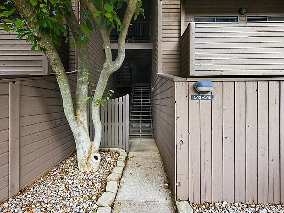 4th image of 750 Shaker Dr APT 515