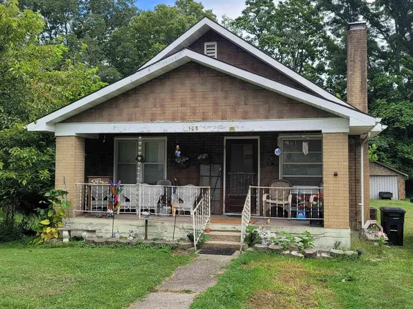 508 S Marion Ave, Salem, IL 62881