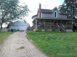 1150 S Byron Rd, Lennon, MI 48449