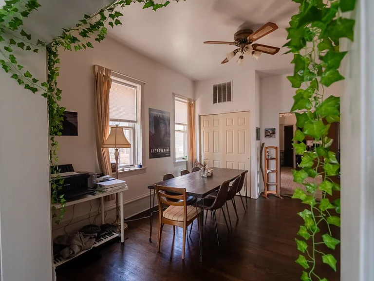 2811 N Lincoln Ave #AVENUE2L — Photo 3