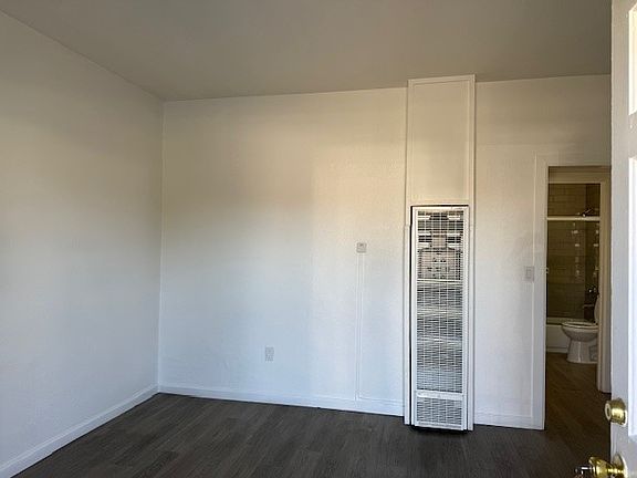 5th image of 2118 E 119th St