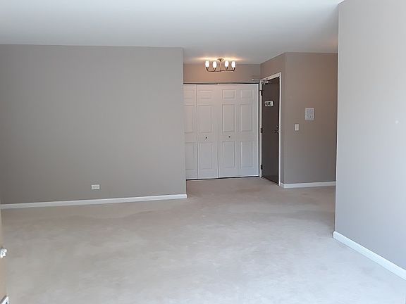 3rd image of 349 Newgate Ct Unit D2