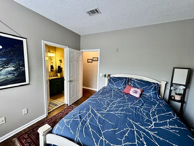 45 Sycamore Ave #521 — Photo 11