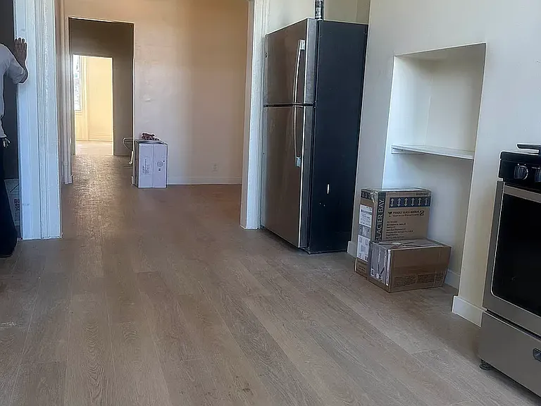 147 Jefferson St #2L — Photo 5