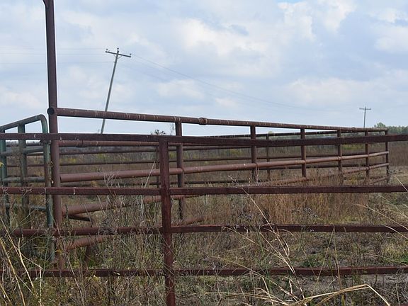 5th image of 2613 Boggy Bayou Rd