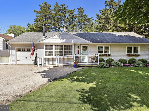 603 Cedar St, Tuckerton, NJ 08087