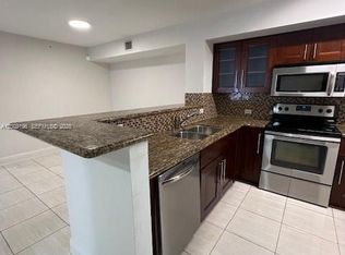 520 SW 111th Ave APT 101, Hollywood, FL 33025