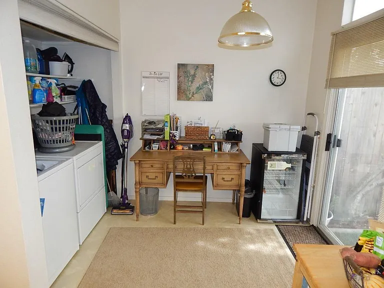 3141 Woods Cir — Photo 12